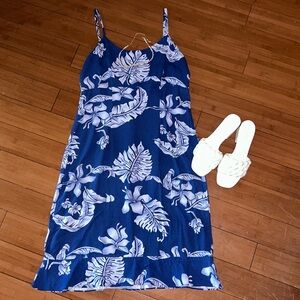 Hawaiian moon dress size large